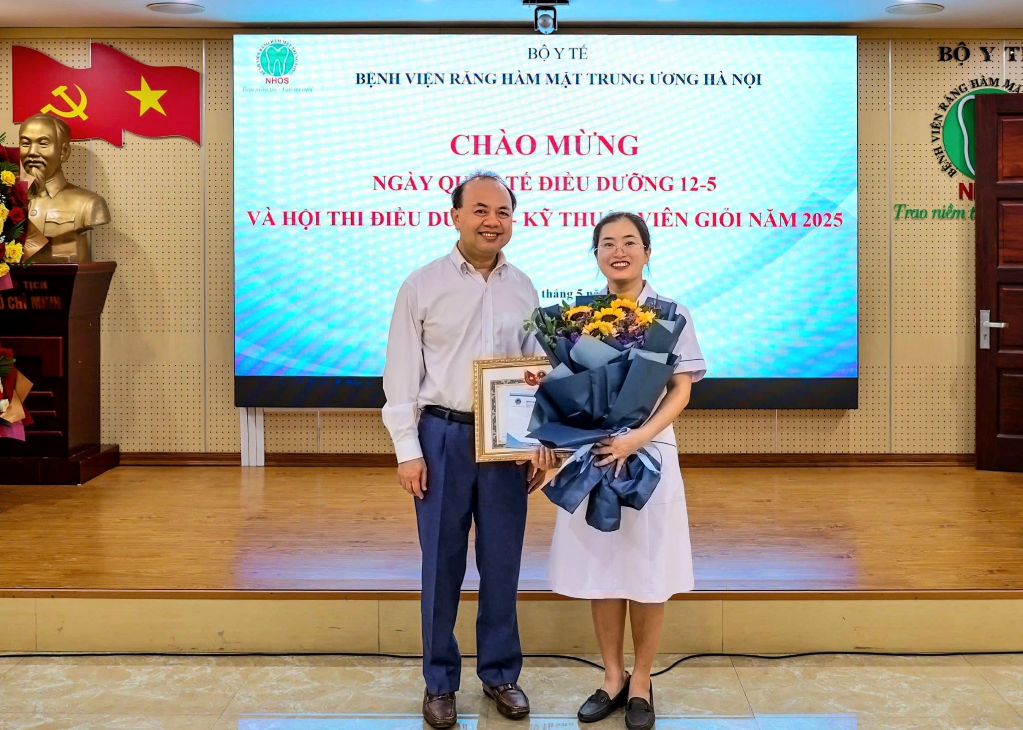Thí sinh Ngô Thị Thùy Ninh – khoa Điều trị theo yêu cầu đạt giải nhì 